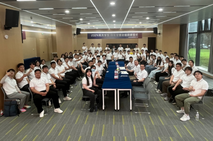 第11頁_公司動(dòng)態(tài)_新聞中心_蕪湖造船廠有限公司
